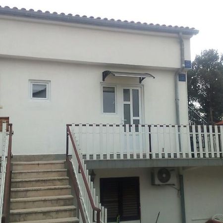 Apartment Ivana Krk Town Luaran gambar